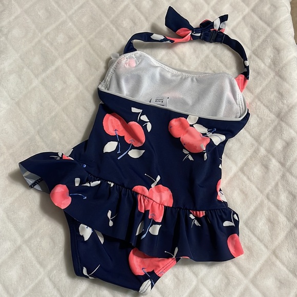 Retro one piece swim suit. - Picture 2 of 5